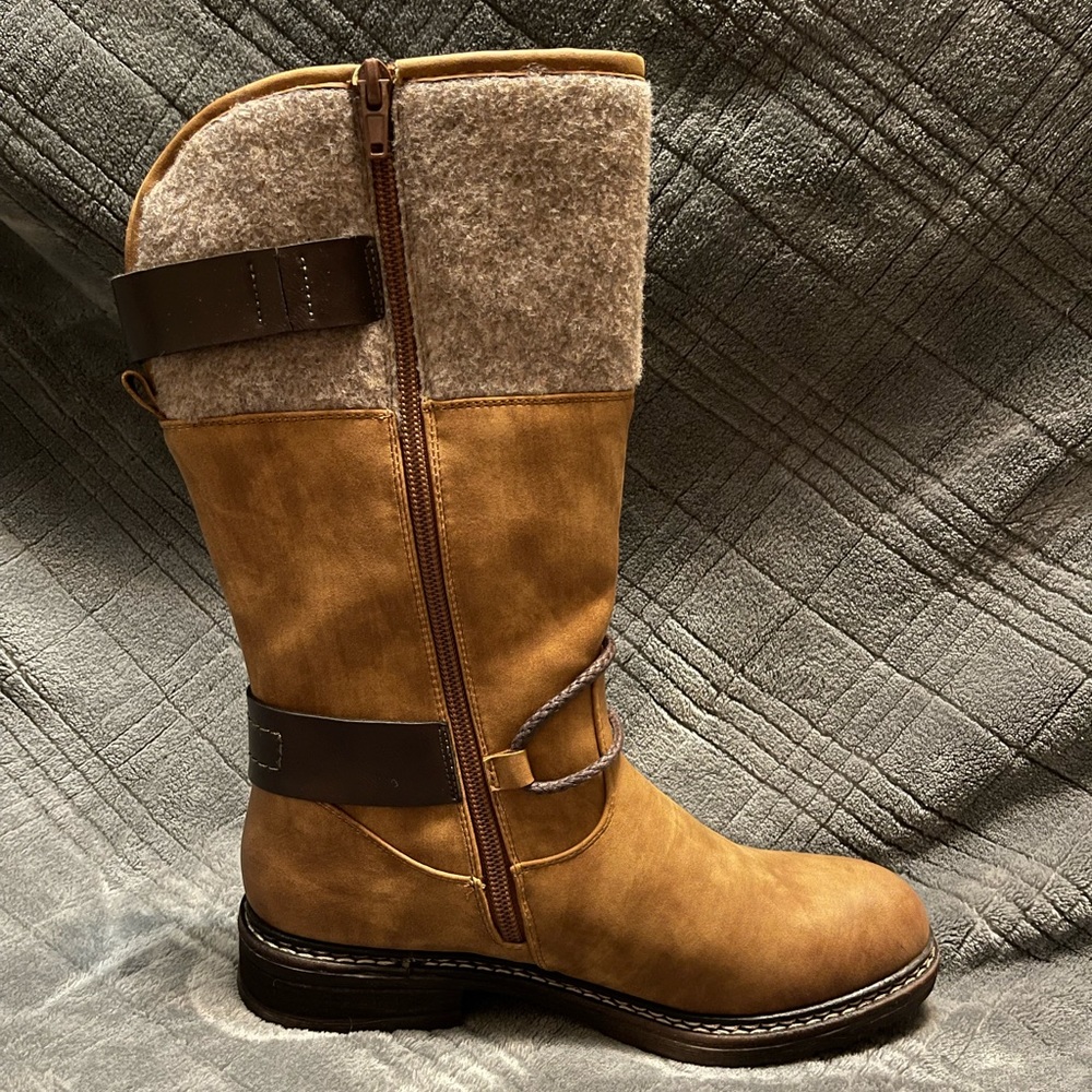 NWT Rieker Dominika boots. Brand new still on the website for $150.